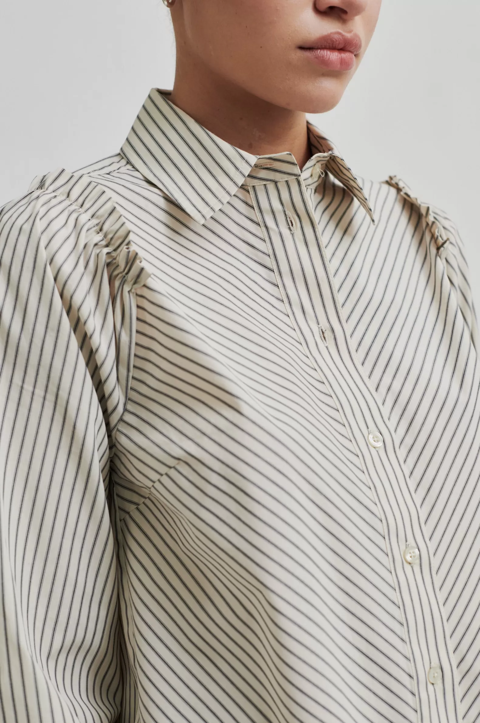 cities_shirt_1-1.webp Second Female Cities Shirt- Shirts And Blouses